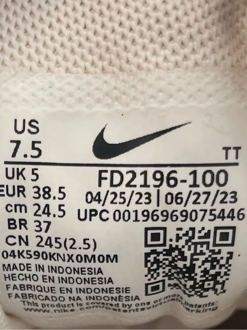 Women Size 7.5 Nike Phoenix Waffle Sail Black Shoes
